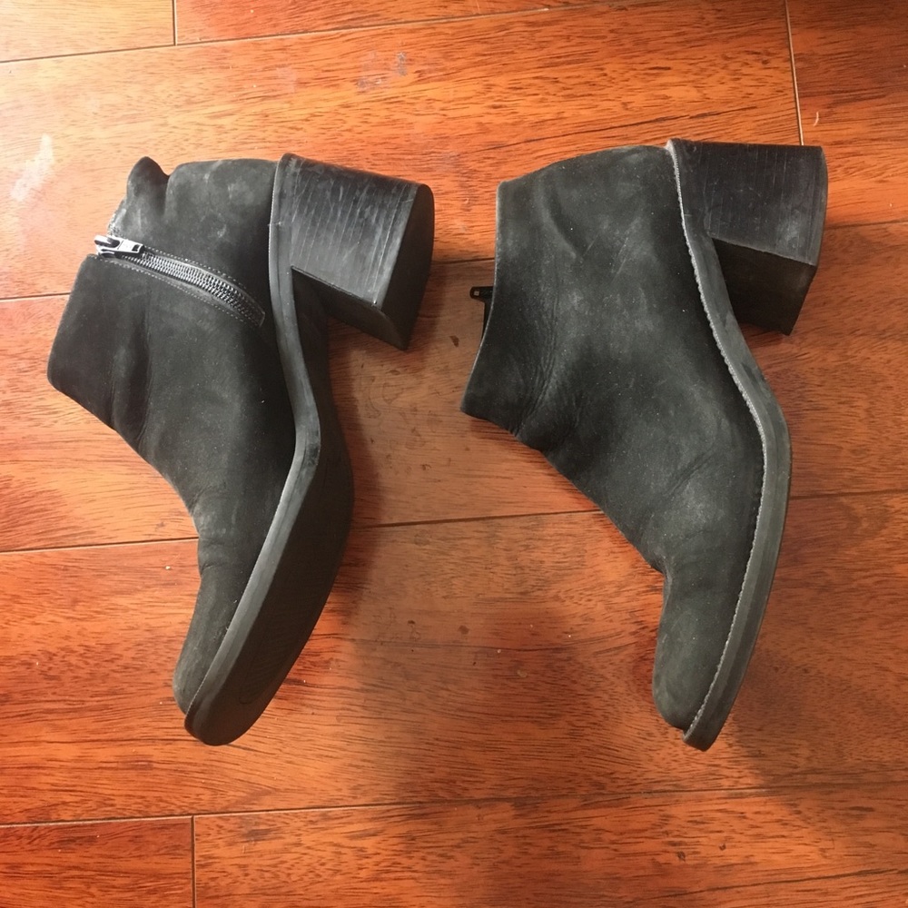 Vintage Hilliard & Hansen Square Toe Ankle Boots